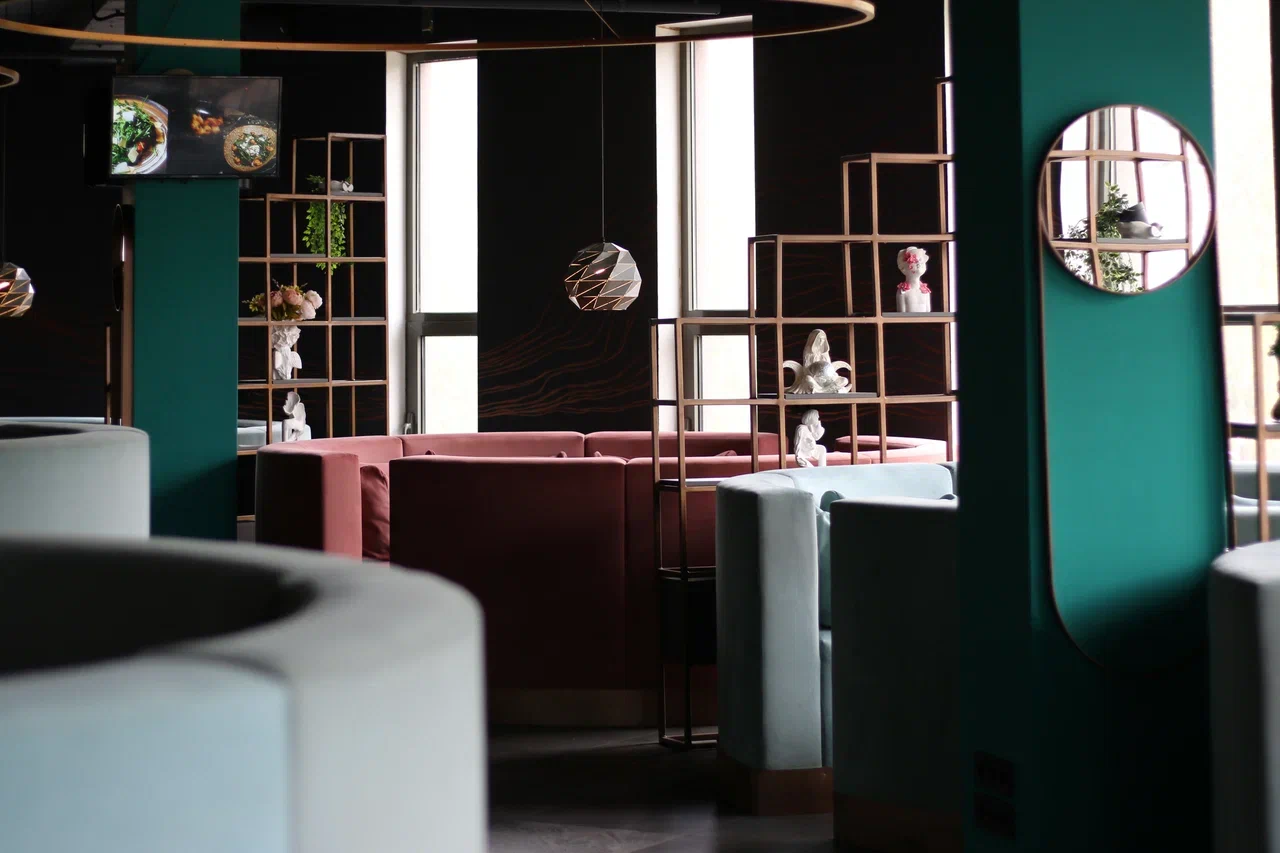 Интерьер Mos Lounge